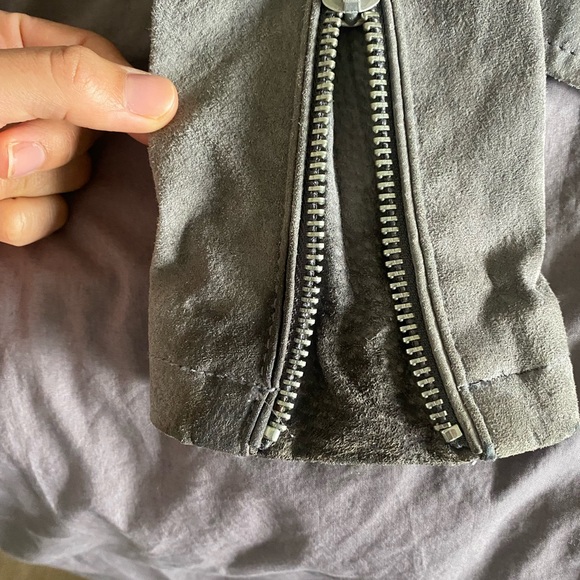 Blank NYC grey suede jacket size small - Picture 4 of 6